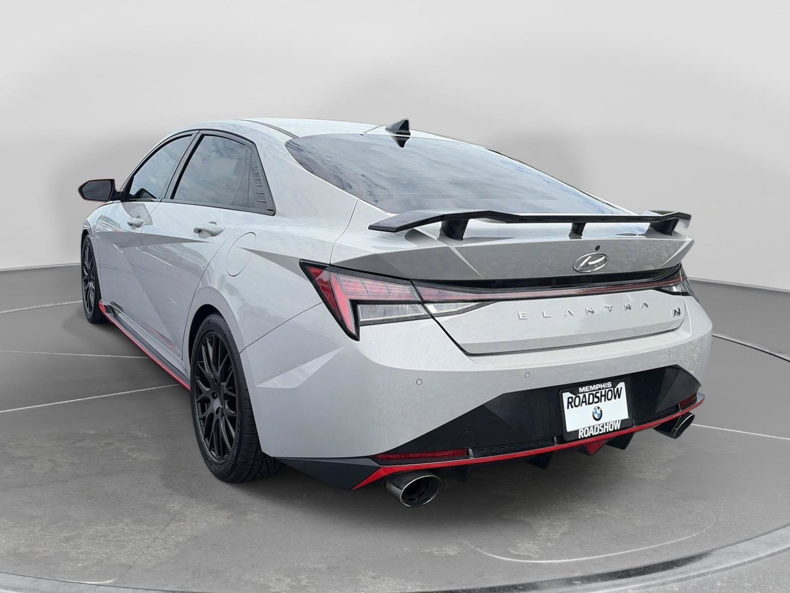 Used 2023 Hyundai Elantra N FWD image 3
