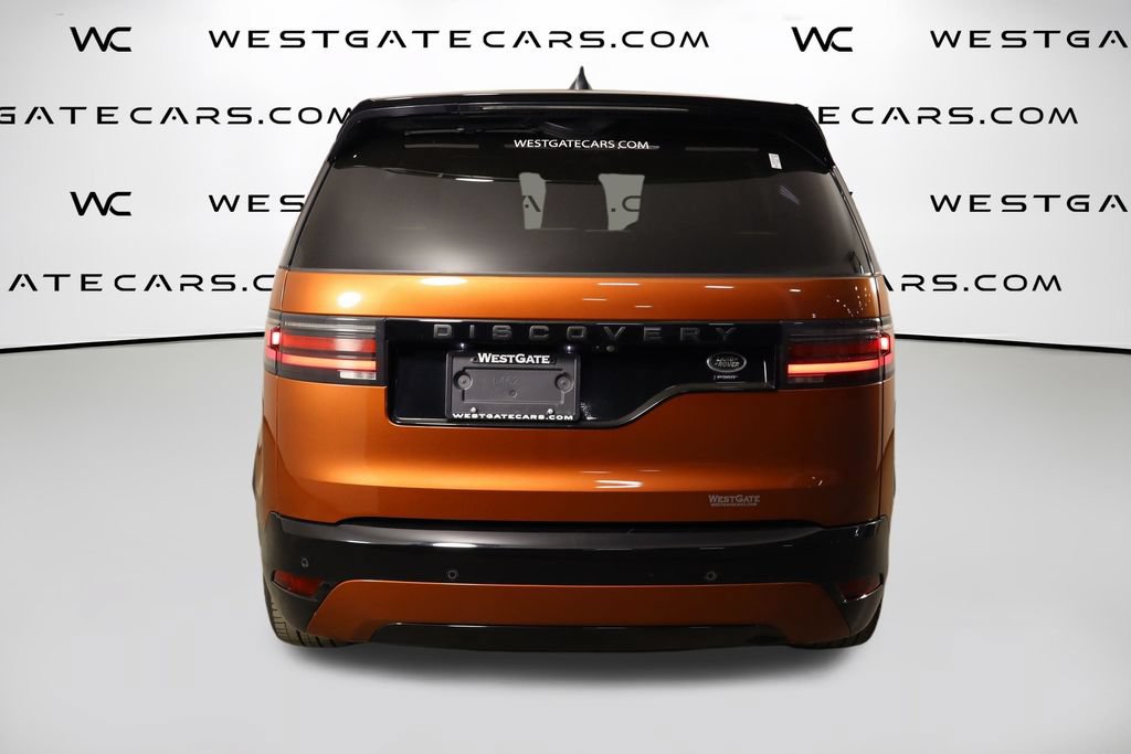 Used 2022 Land Rover Discovery HSE R-Dynamic AWD/4WD image 4