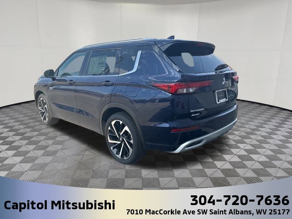 New 2025 Mitsubishi Outlander SEL image 7
