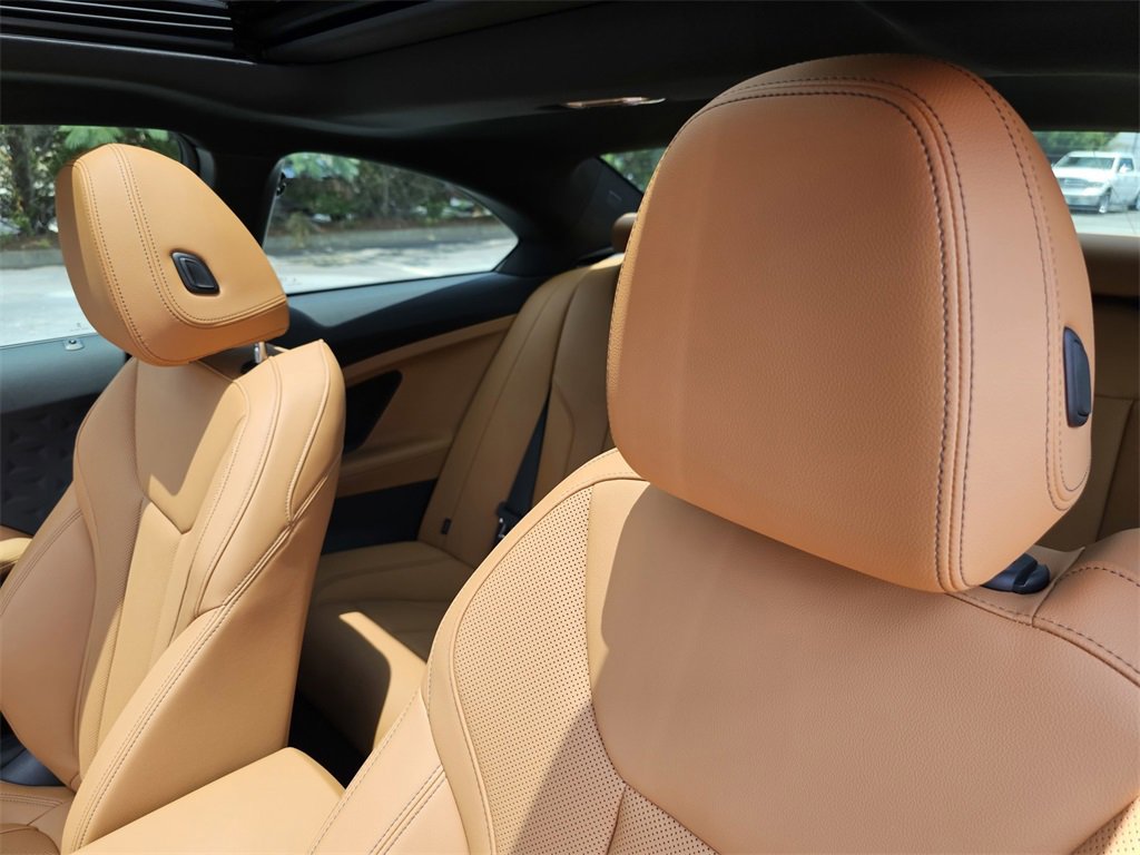 Used 2025 BMW 230i xDrive Coupe w/ Convenience Package image 17