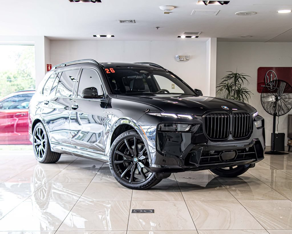 Used 2026 BMW X7 xDrive40i w/ M Sport Package AWD/4WD image 5