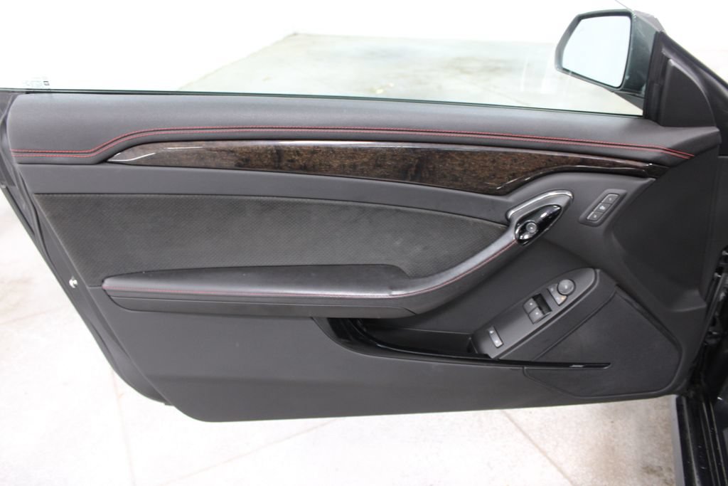 Used 2015 Cadillac CTS V RWD image 22