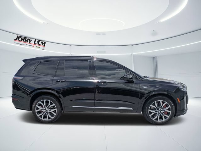 Used 2023 Cadillac XT6 Sport AWD/4WD image 2