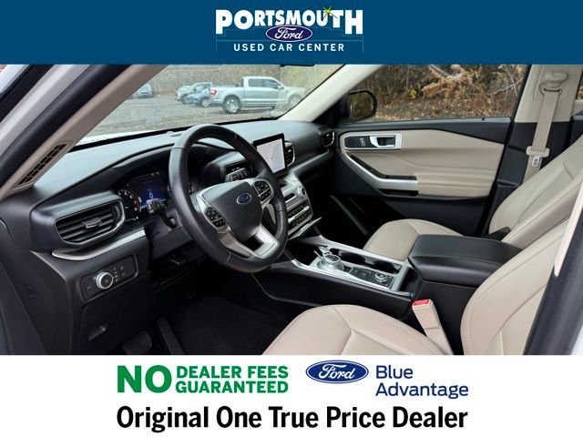Certified 2022 Ford Explorer XLT w/ Equipment Group 202A image 4
