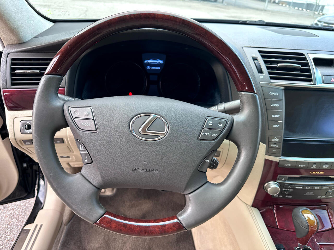 Used 2010 Lexus LS 460 L image 16
