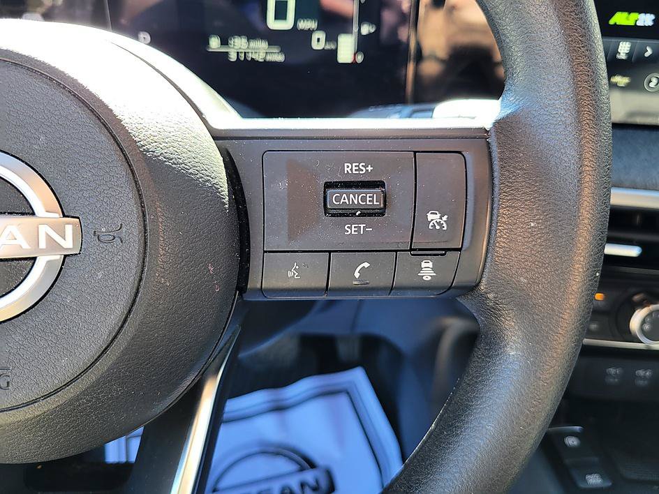 Certified 2025 Nissan Kicks SV w/ Charging Package FWD image 21