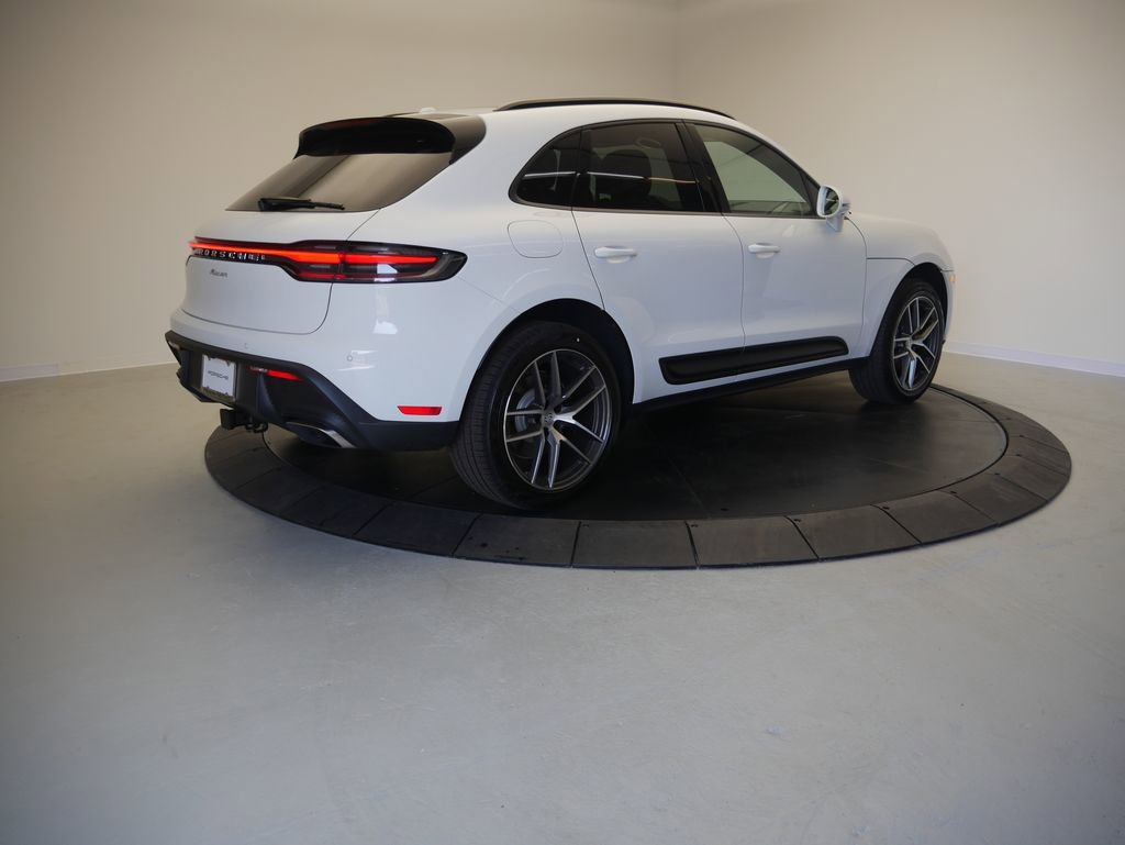 New 2026 Porsche Macan AWD/4WD image 7