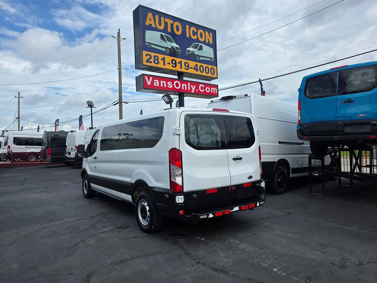 Used 2019 Ford Transit 350 XL RWD image 30