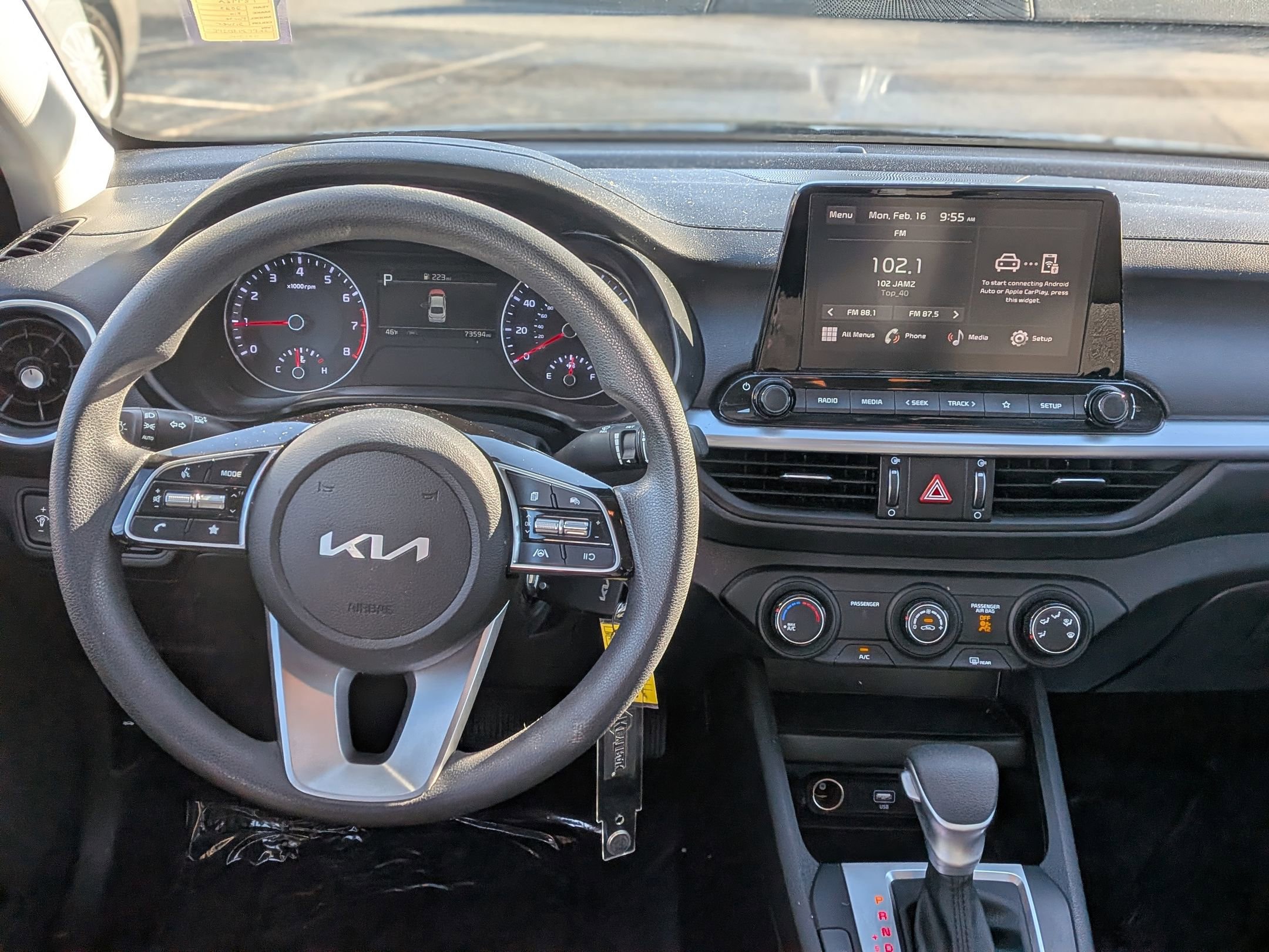 Used 2023 Kia Forte LXS image 18