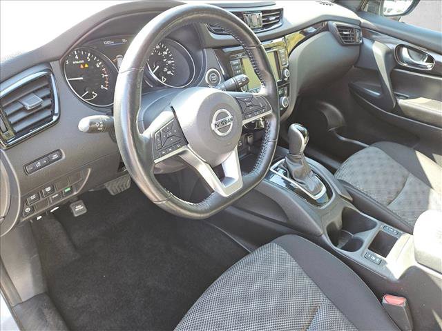 Used 2021 Nissan Rogue Sport SV image 9