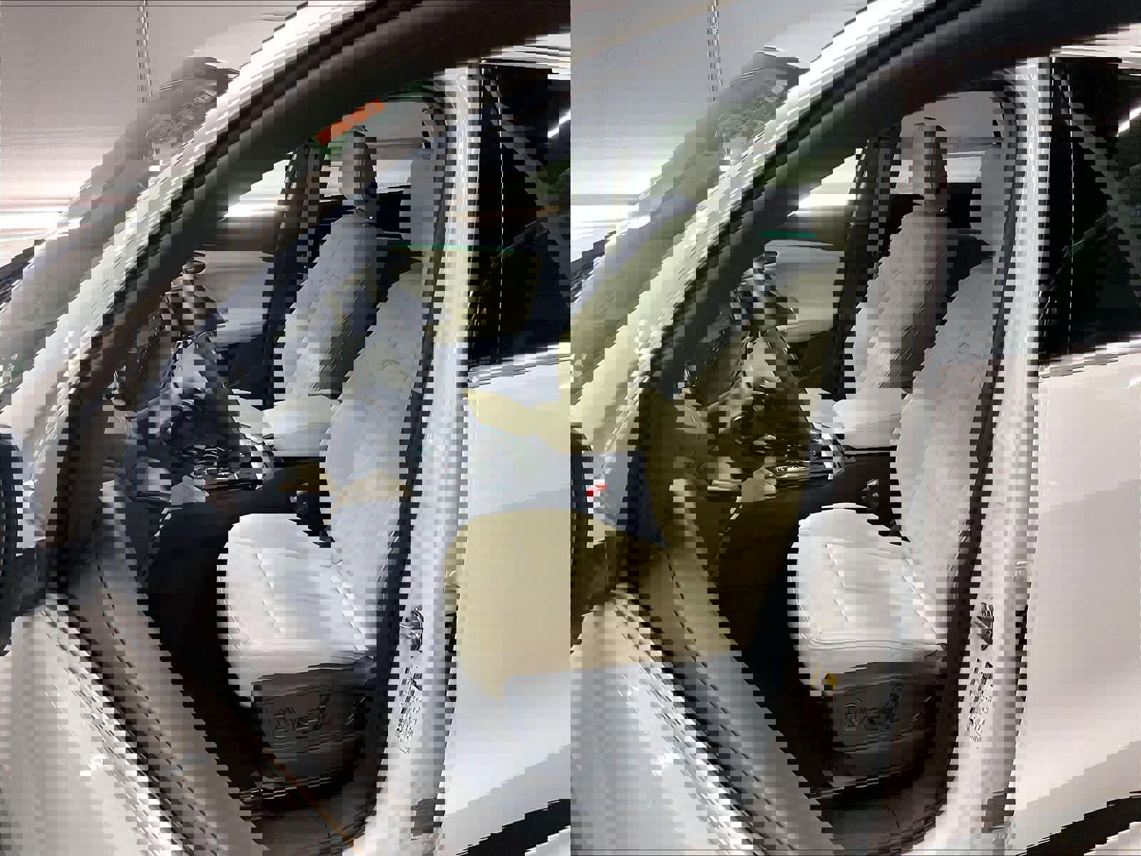 Certified 2025 Audi Q5 Premium Plus w/ Premium Plus image 26