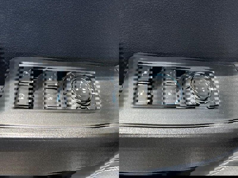 New 2025 Ford F250 XL w/ FX4 Off-Road Package image 7