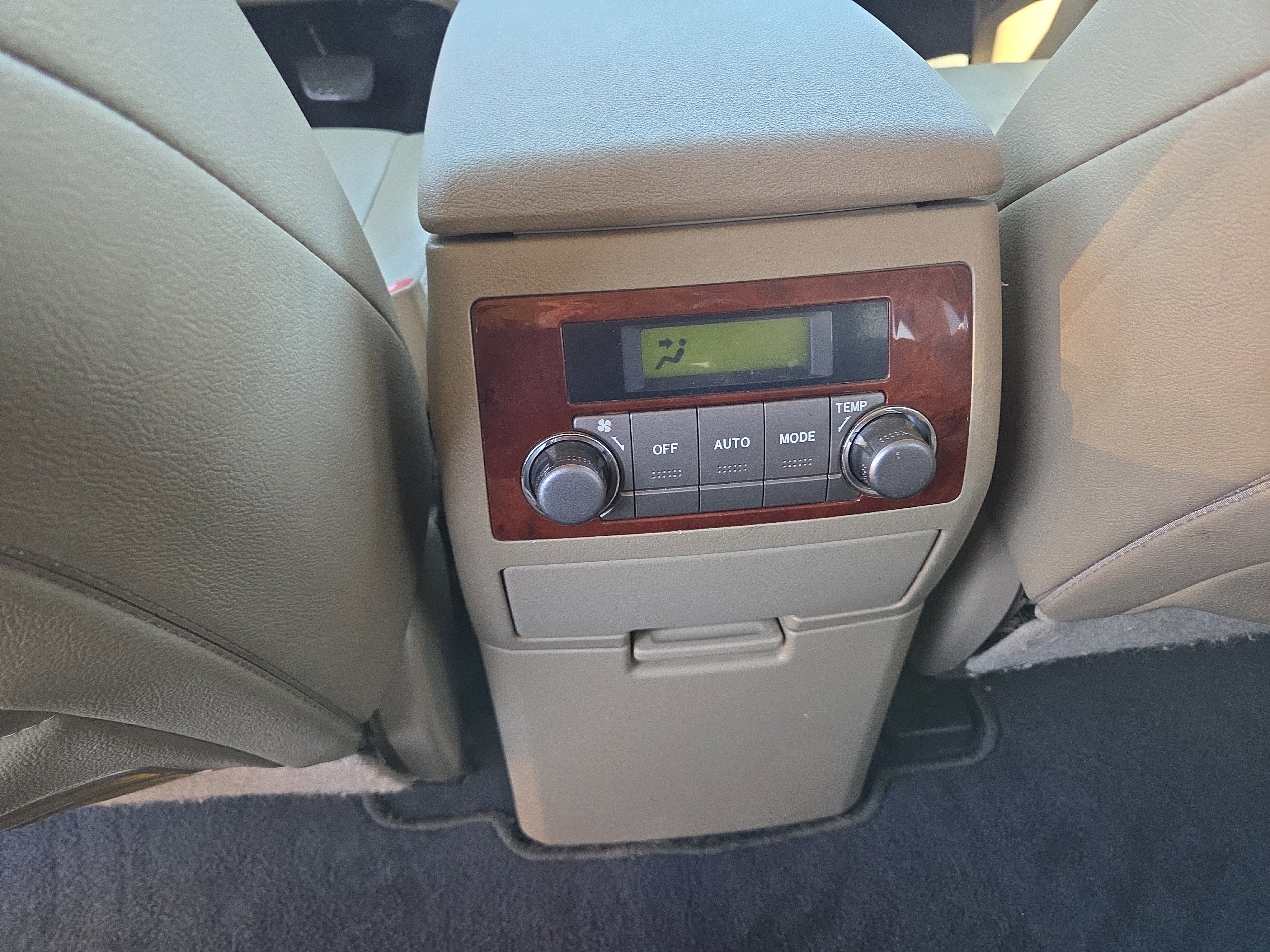 Used 2013 Toyota Highlander Limited image 21