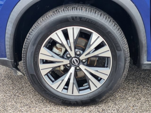 Used 2023 Nissan Rogue SV AWD/4WD image 8