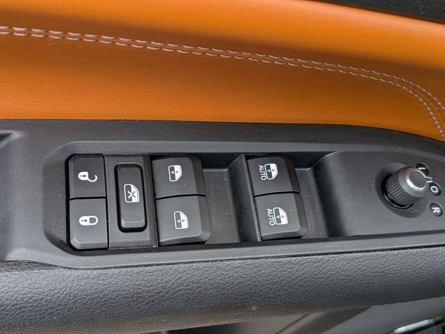 Used 2024 Jeep Compass Limited w/ Sun and Sound Group AWD/4WD image 16