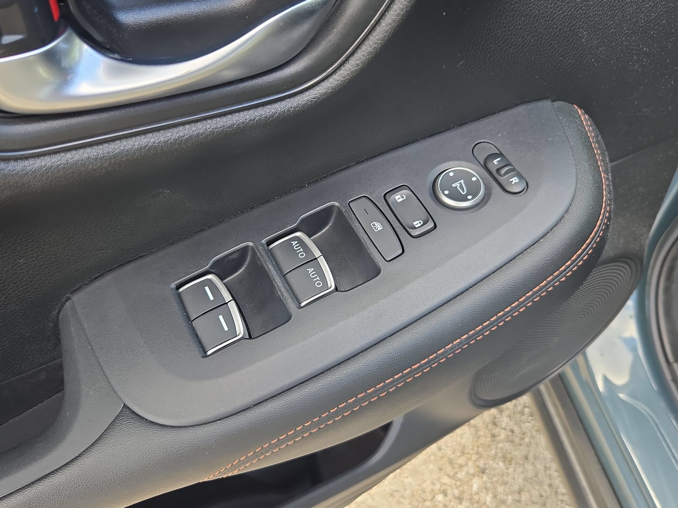 Certified 2024 Honda HR-V Sport image 11
