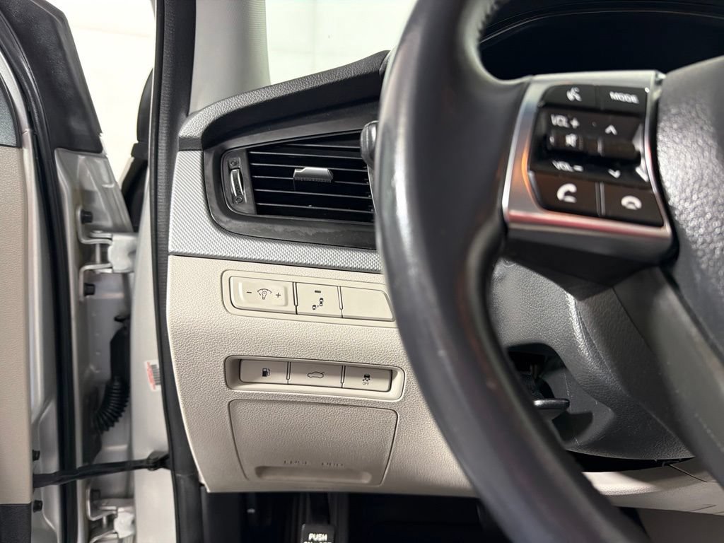 Used 2018 Hyundai Sonata SEL FWD image 13