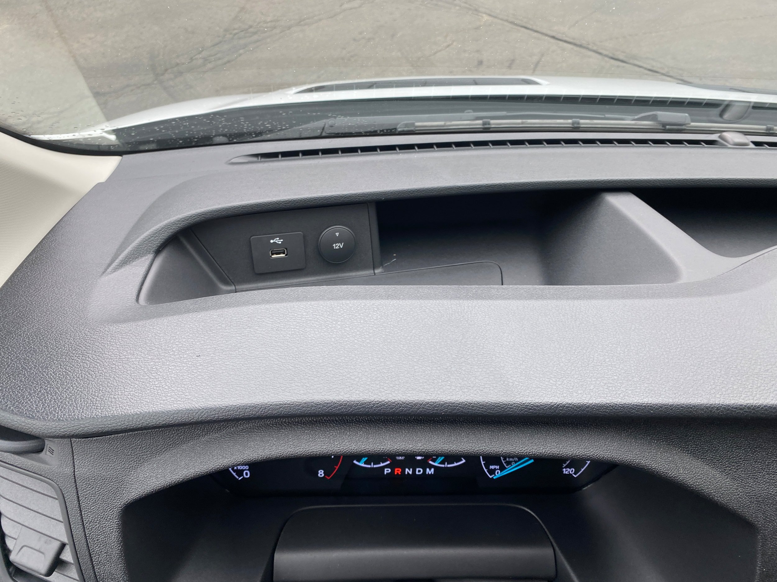 New 2025 Ford Transit 350 148 Low Roof RWD image 40