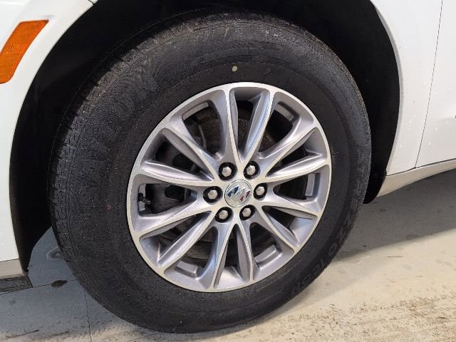 Used 2023 Buick Enclave Essence AWD/4WD image 9