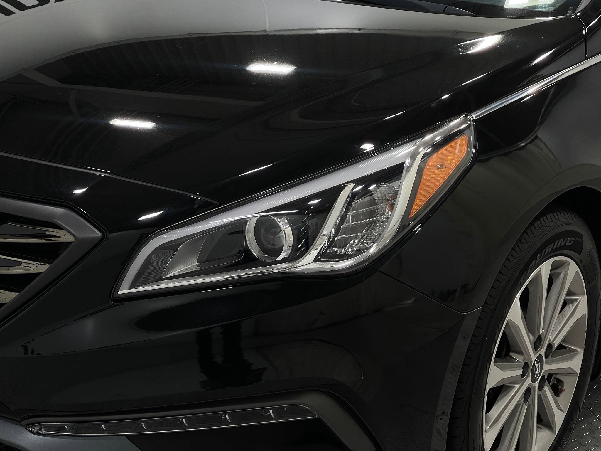 Used 2017 Hyundai Sonata Limited w/ Tech Package 03 FWD image 33