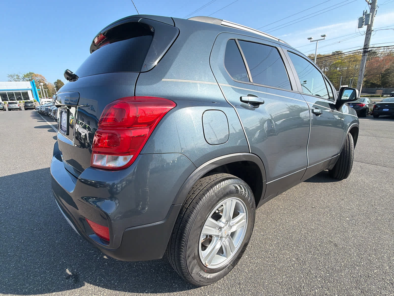 Certified 2022 Chevrolet Trax LT w/ LT Convenience Package AWD/4WD image 23
