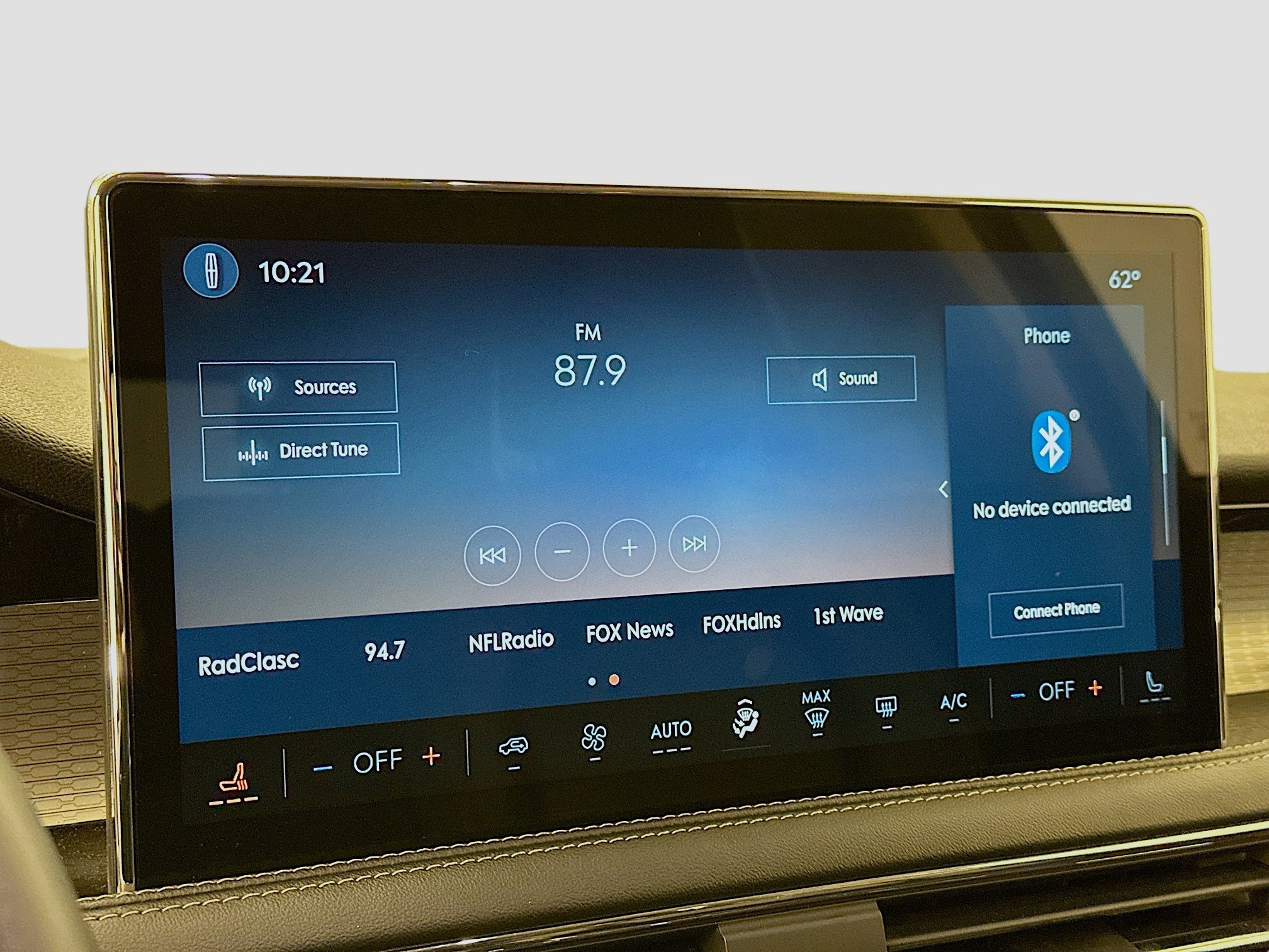 Used 2023 Lincoln Corsair AWD image 21