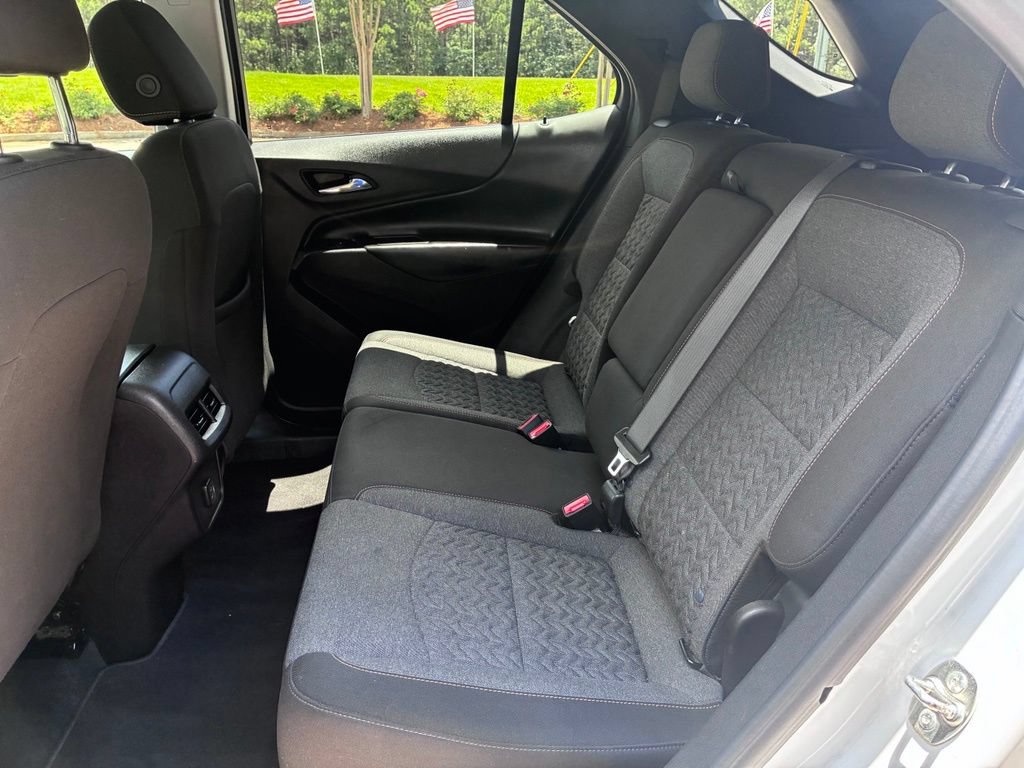 Used 2024 Chevrolet Equinox LT AWD/4WD image 11