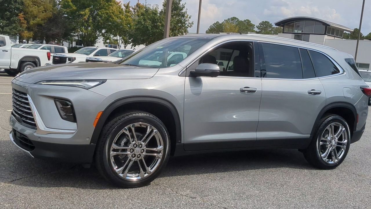 New 2026 Buick Enclave Preferred w/ Super Cruise Package image 4