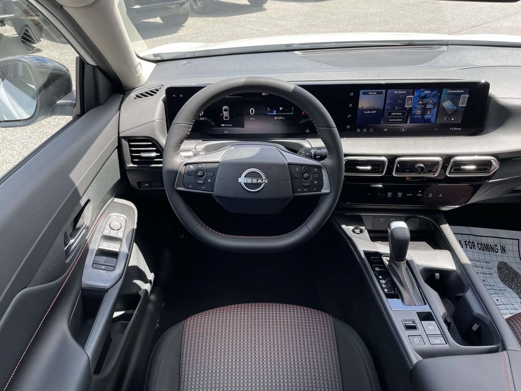 New 2026 Nissan Sentra SR w/ Floor Mat Package FWD image 10