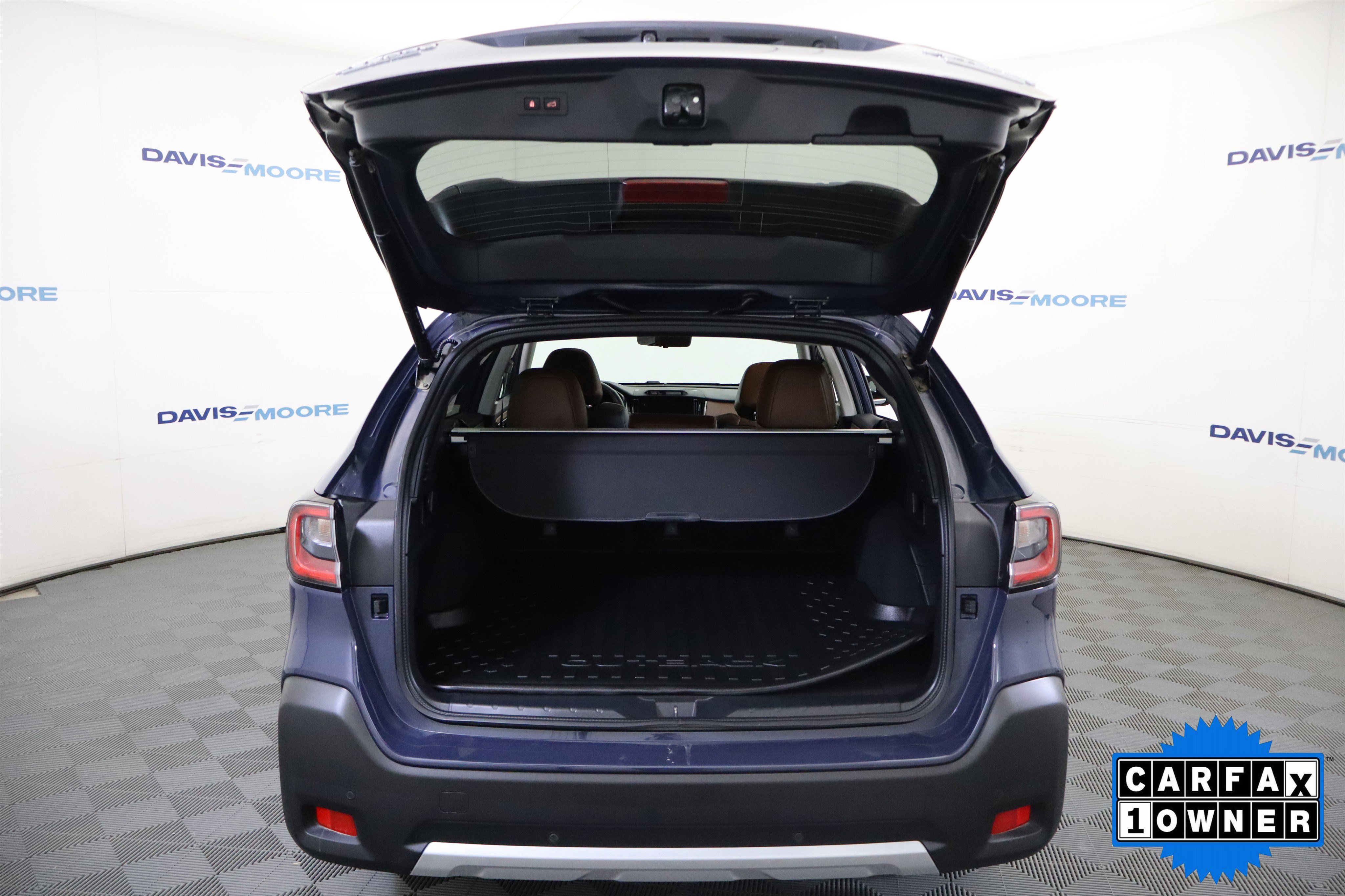 Used 2024 Subaru Outback Touring image 8