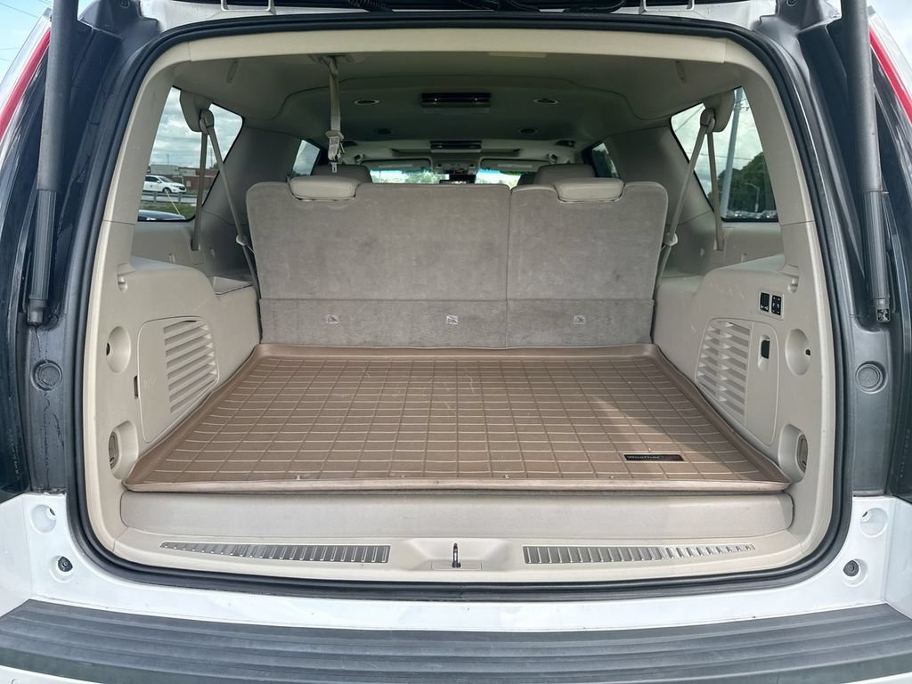 Used 2020 Cadillac Escalade ESV Premium Luxury AWD/4WD image 9