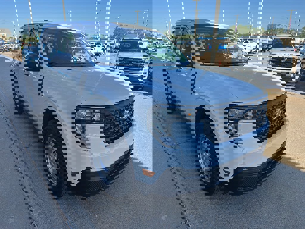 New 2026 Ford Maverick XL AWD/4WD image 2