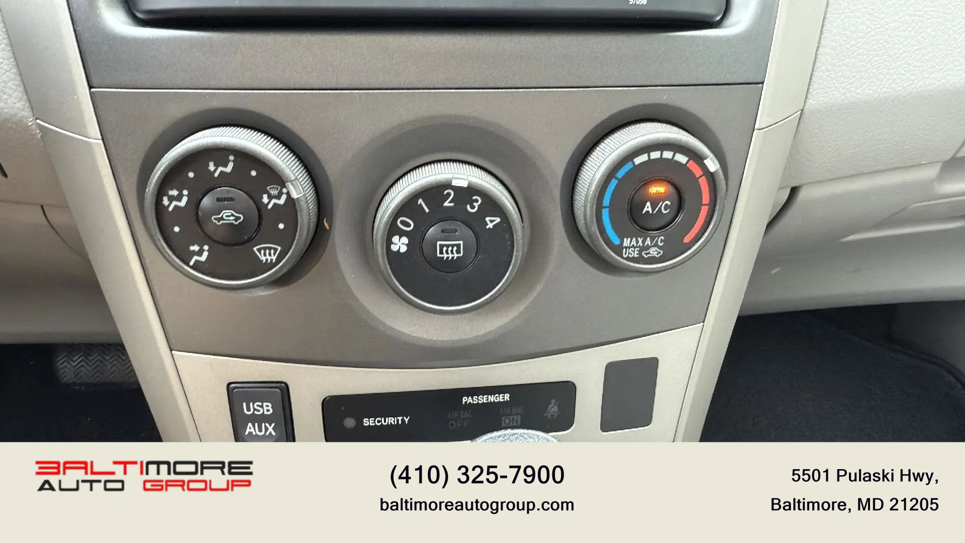 Used 2013 Toyota Corolla LE image 34