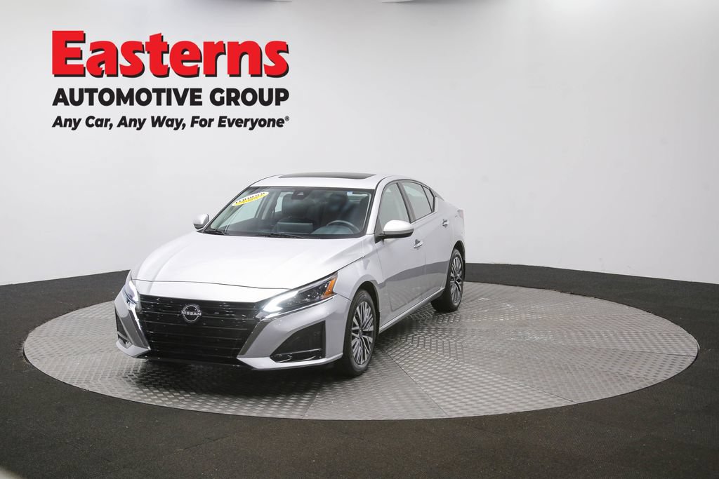 Used 2023 Nissan Altima 2.5 SV w/ SV Premium Package AWD/4WD image 57