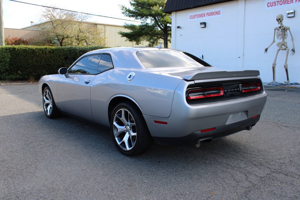 Used 2016 Dodge Challenger SXT Plus RWD image 5