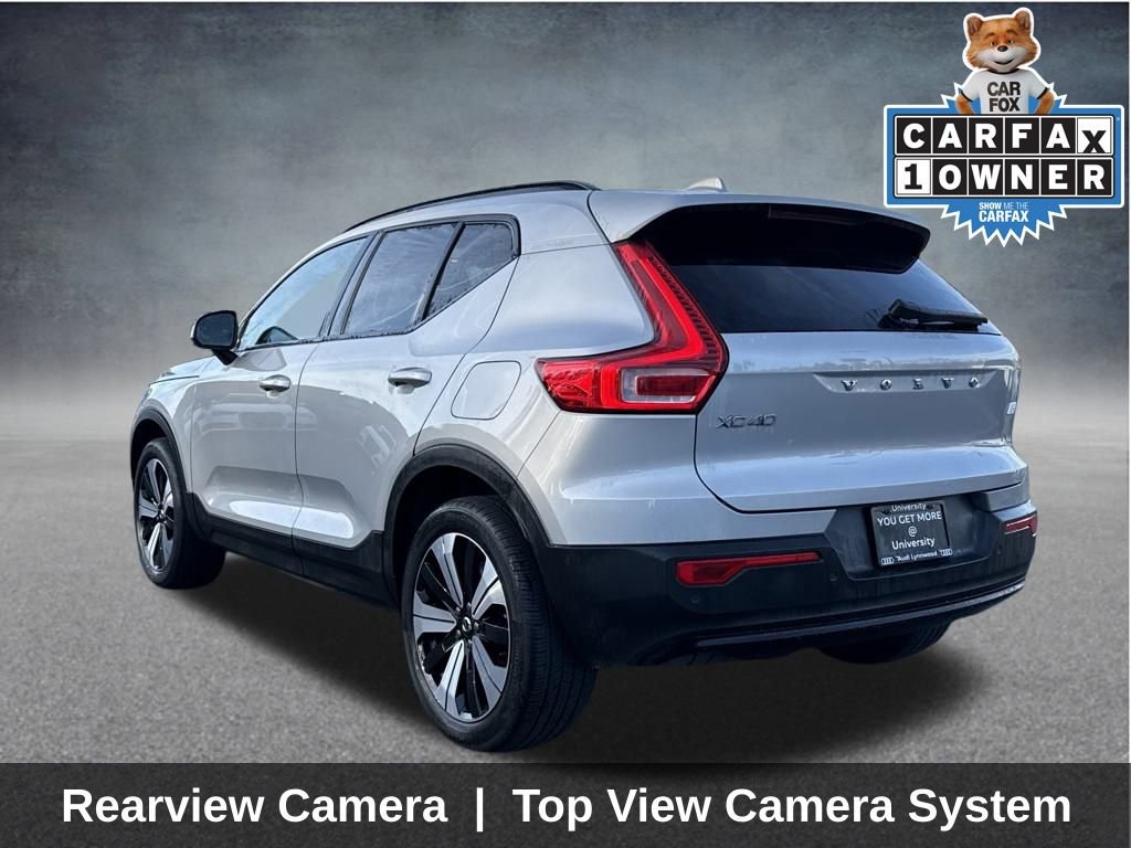 Used 2023 Volvo XC40 Recharge Plus image 6