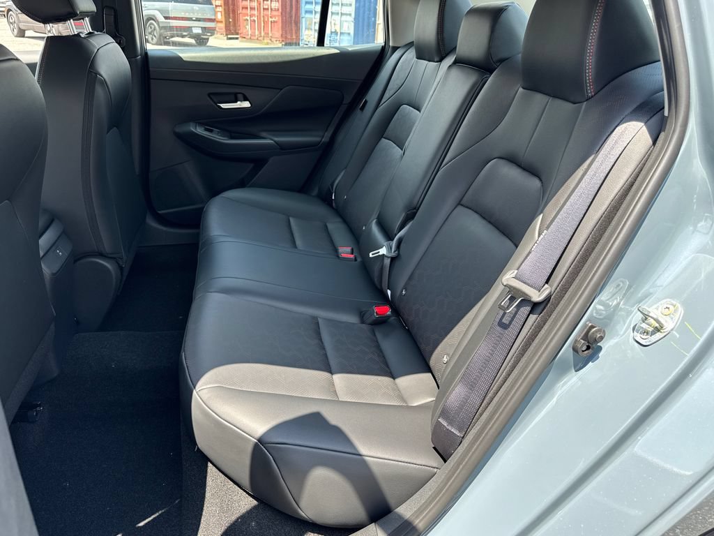 New 2026 Nissan Sentra SR w/ SR Premium Package FWD image 18