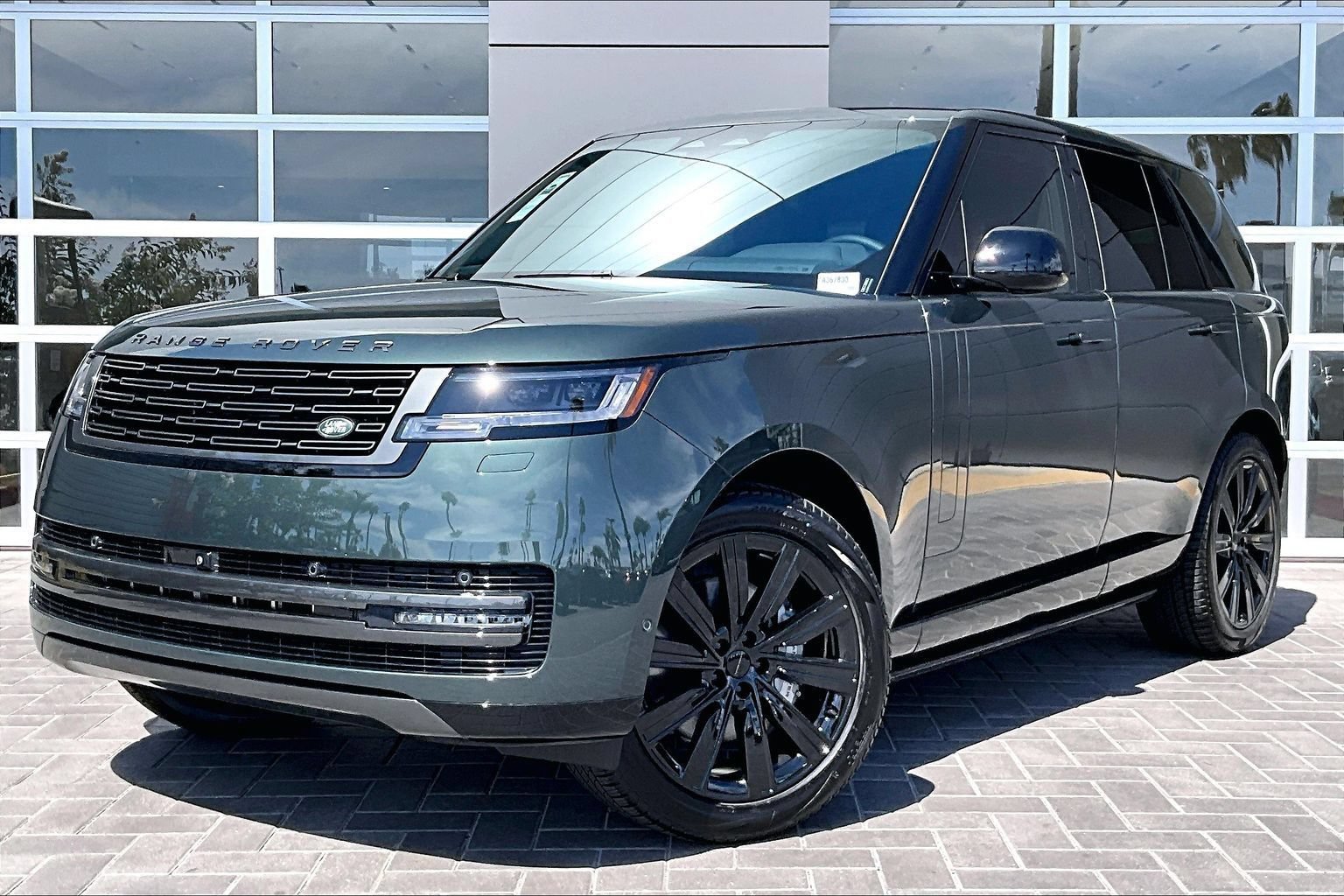 New 2026 Land Rover Range Rover SE