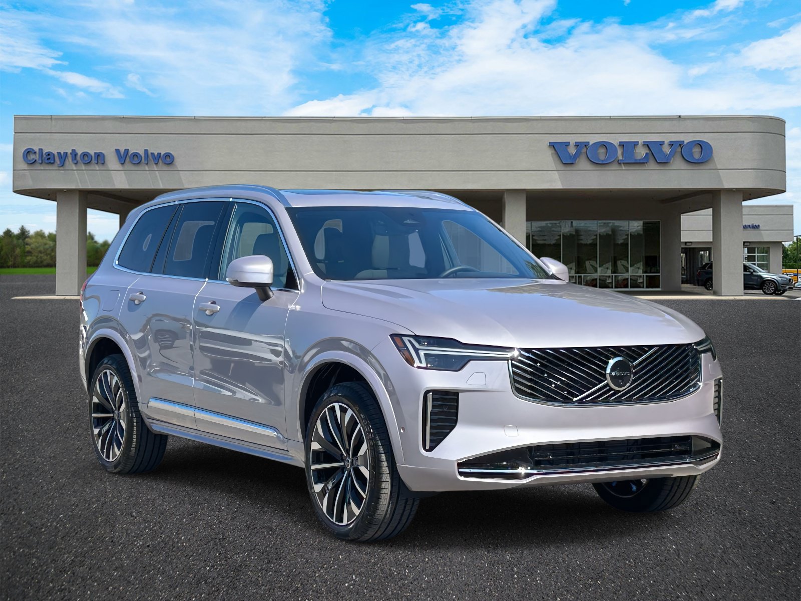 New 2026 Volvo XC90 B5 Plus w/ Protection Package Premier AWD/4WD image 1