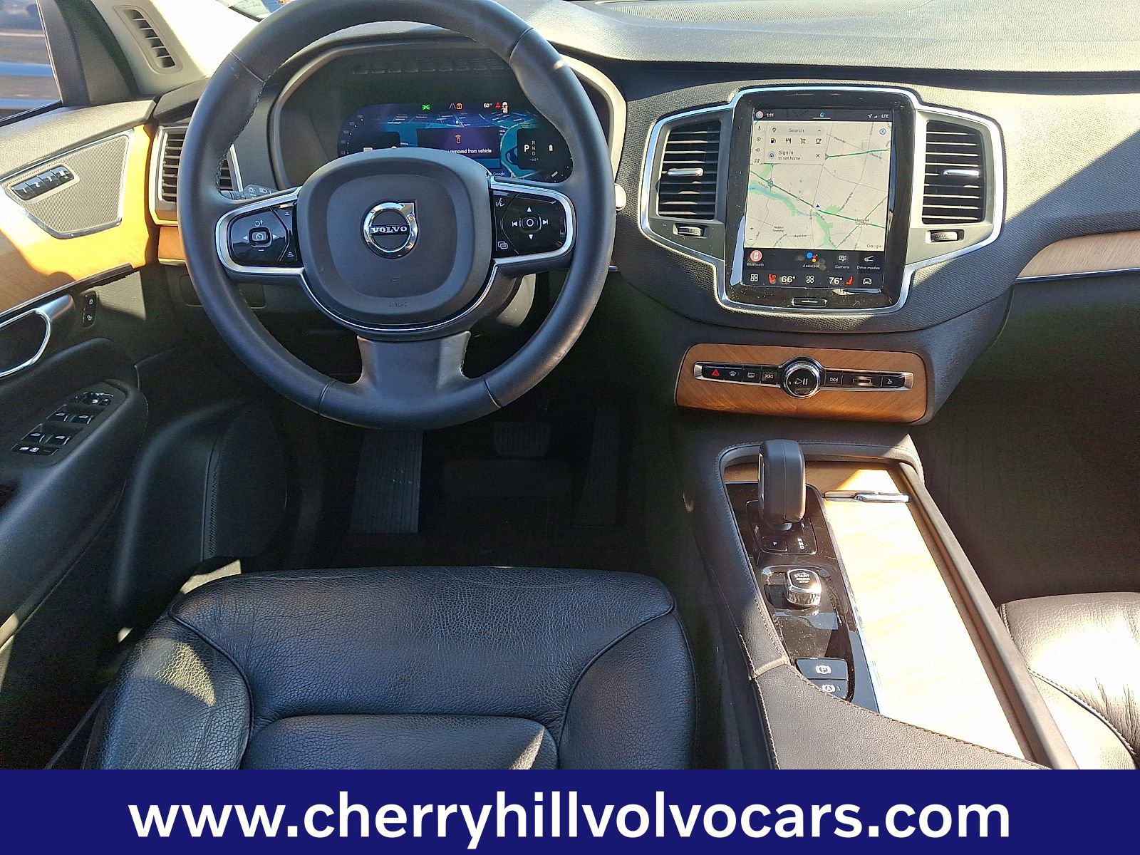 Certified 2023 Volvo XC90 B6 Core w/ Climate Package image 12