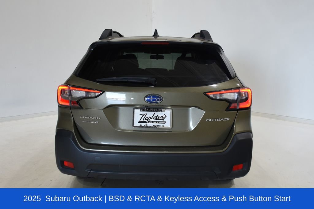 Used 2025 Subaru Outback Premium image 5