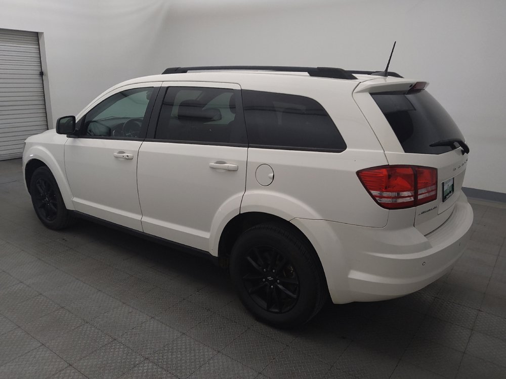 Used 2020 Dodge Journey SE w/ SE Popular Equipment Group FWD image 3