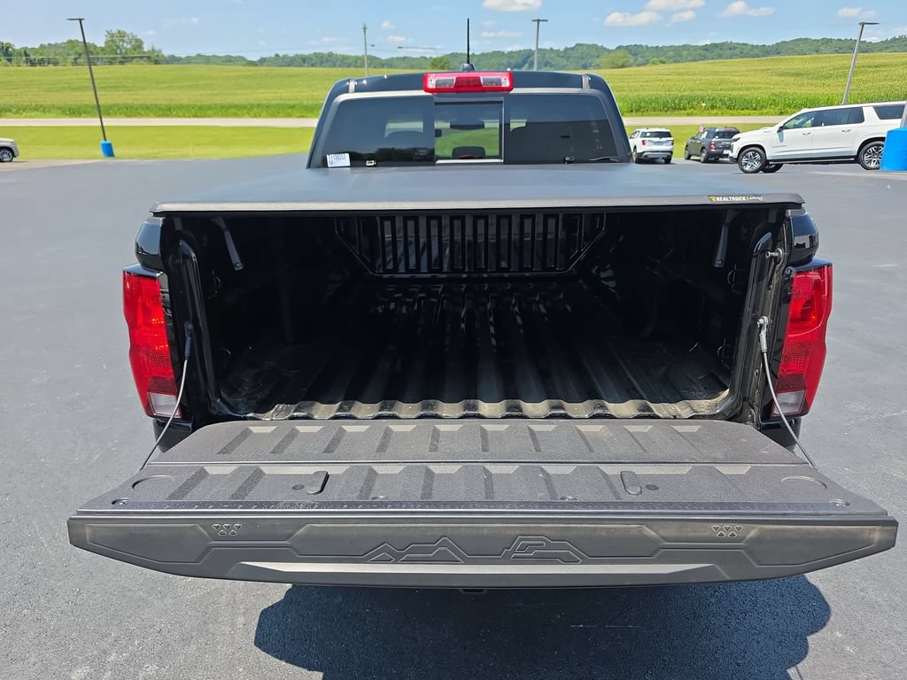 Used 2026 Chevrolet Colorado Trail Boss AWD/4WD image 9