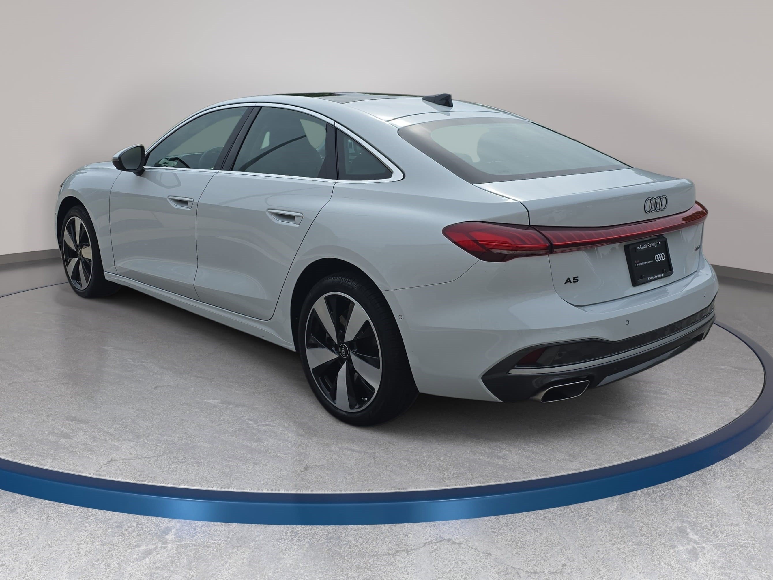 Certified 2025 Audi A5 Premium AWD/4WD image 7