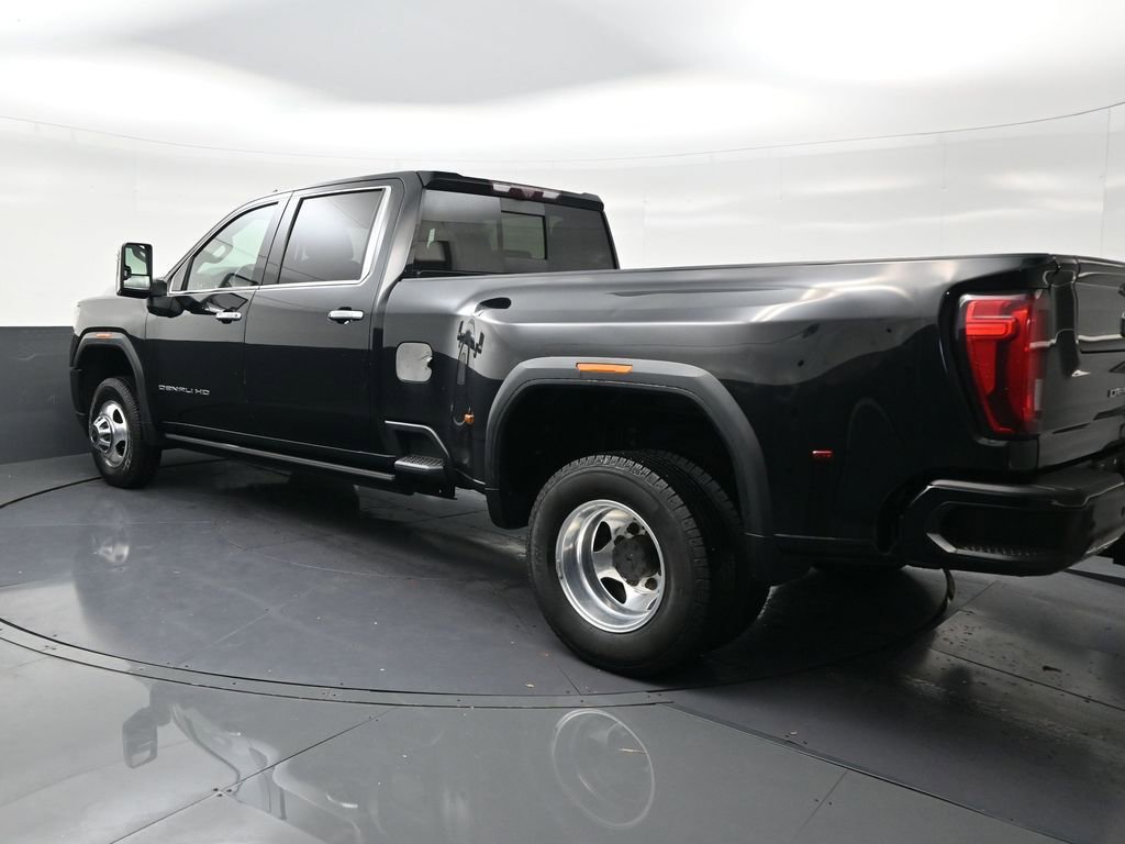 Used 2021 GMC Sierra 3500 Denali w/ Denali Ultimate Package AWD/4WD image 3