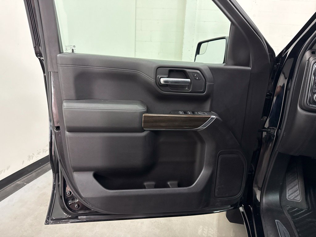 Used 2019 Chevrolet Silverado 1500 LT w/ All-Star Edition AWD/4WD image 11