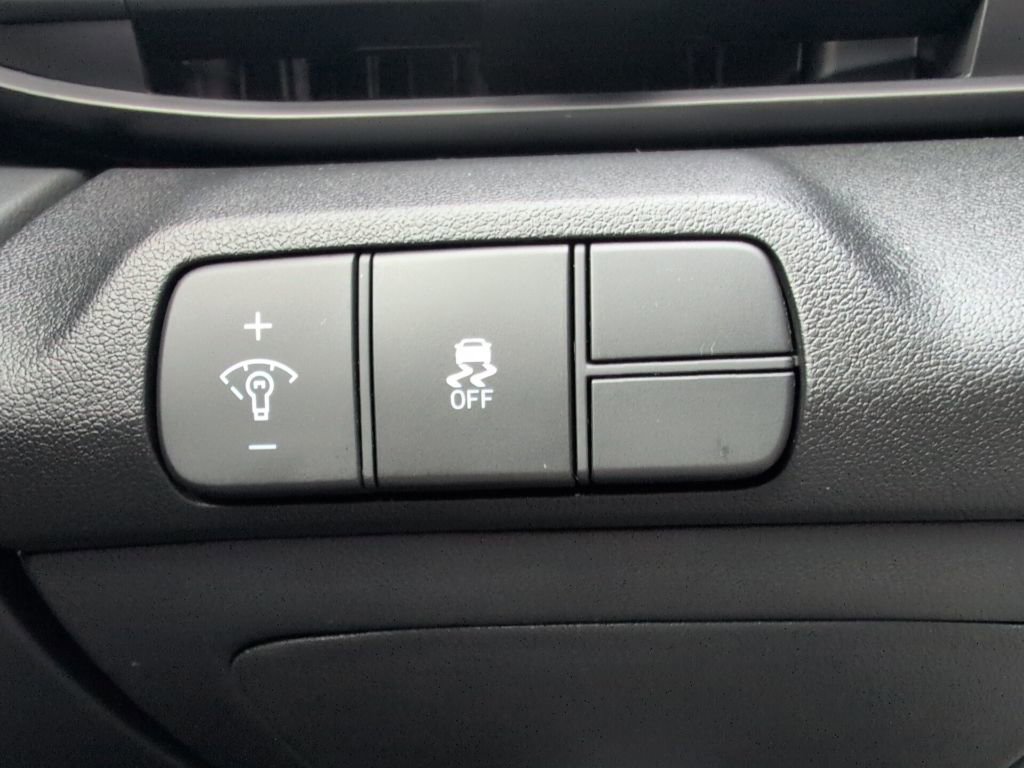 New 2026 Hyundai Elantra SEL Sport image 19