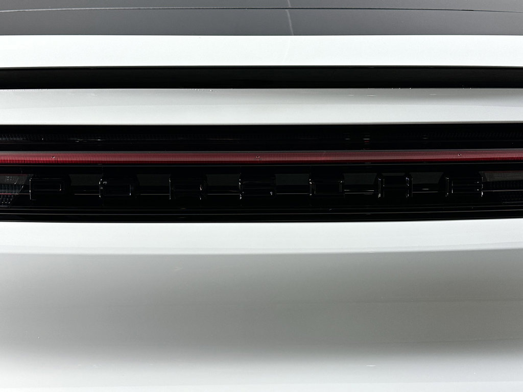 New 2026 Porsche Cayenne Coupe AWD/4WD image 32