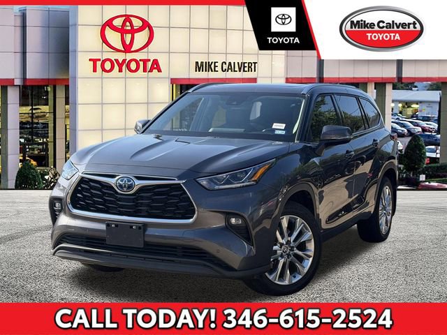 Used 2023 Toyota Highlander Limited