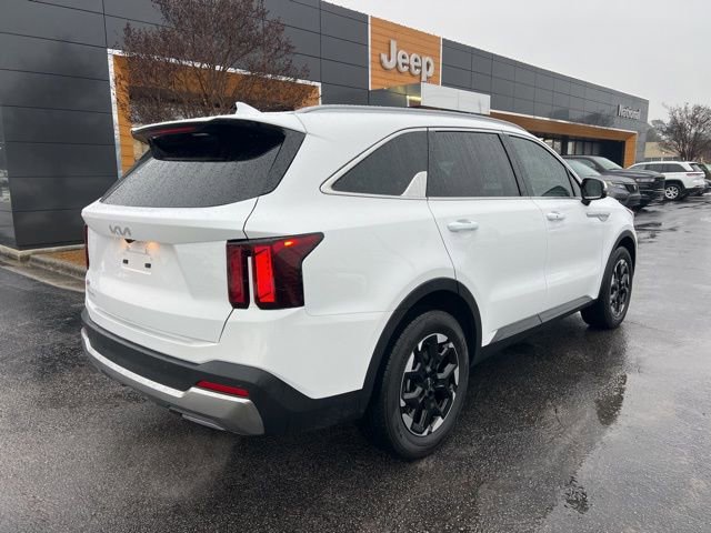 Used 2025 Kia Sorento S image 23